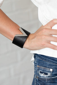 Claws Out - Black Wrap Bracelet - Paparazzi Accessories